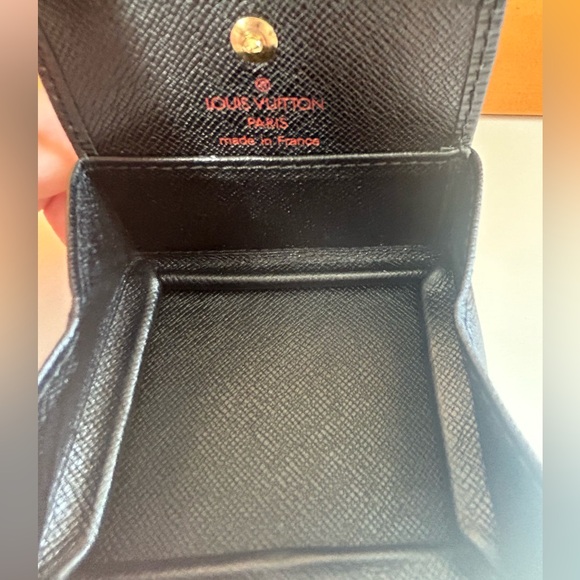 LOUIS VUITTON Vintage 2001 Compact Wallet black epi - Picture 4 of 8